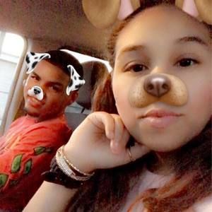 Meet your Posher, Yaira miguel